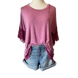BOUTIQUE -MINERAL WASHED TOP W/ CROCHET LACE SLEEVES AND HEM